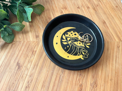 Moon and mushroom tray
